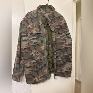American Eagle Camouflage printed jacket-XL